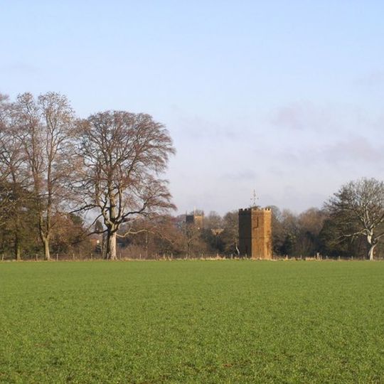 Dovecote Approximately 200 Metres South West Of Wroxton College