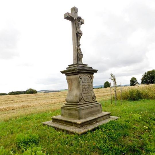 Kamenný kříž jižně od Žlutic