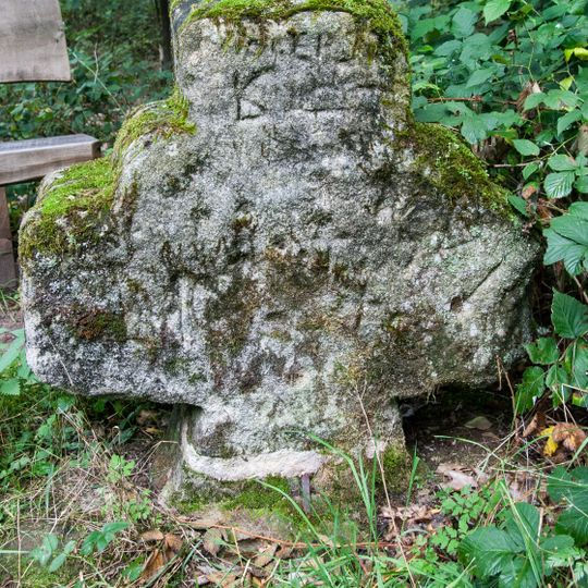 Frauenkreuz im Kraftshofer Forst