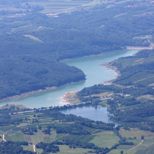 Lake Vogrsko