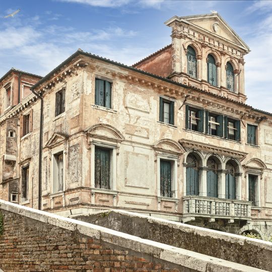 Palazzo Lisatti