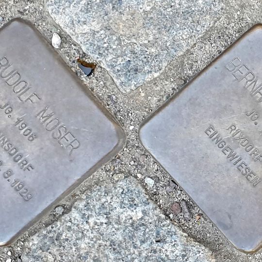 Stolperstein en memoria de Richard Rudolf Moser