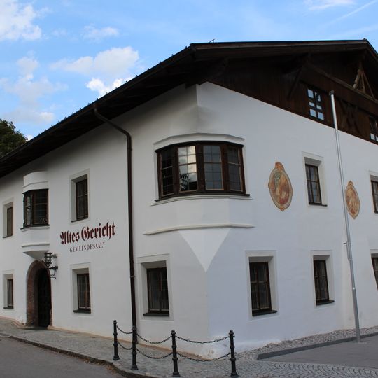 Ehem. Gerichtsgebäude, alte Schule