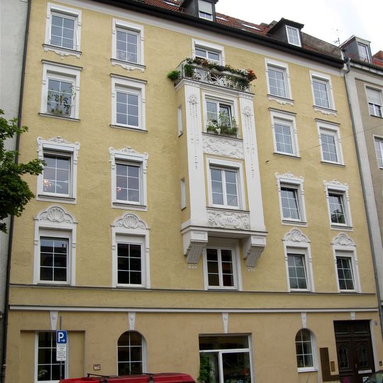 Mietshaus