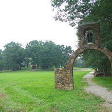 Manor park in Strachocina