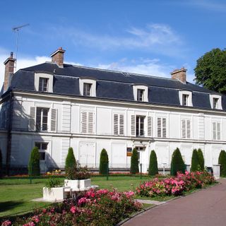 Château Cadet-de-Vaux à Franconville