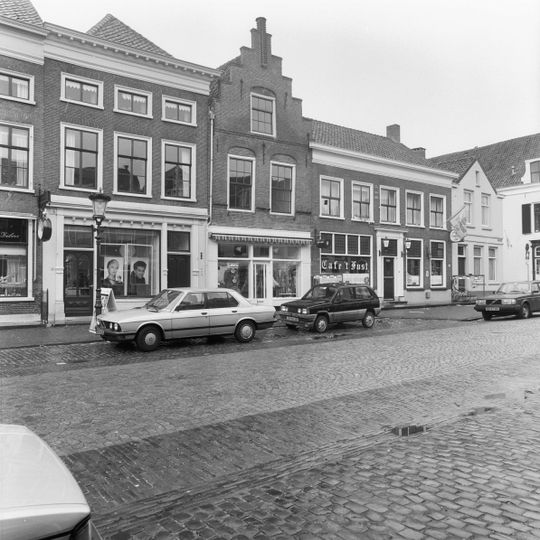 Voorstraat 11, Vianen