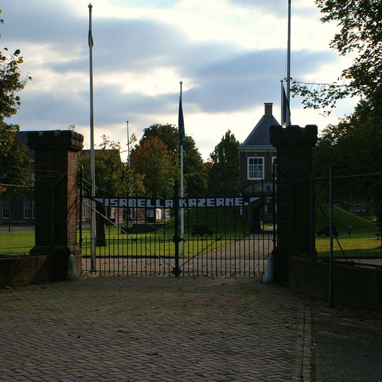Complex Isabellakazerne: poort
