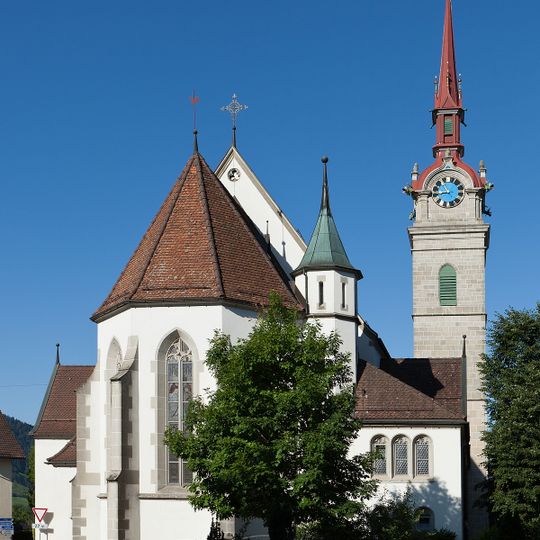 Katholische Kirche St. Peter und Paul mit Beinhaus St. Michael