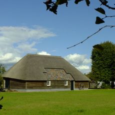 Schuur in ambachtelijk-traditionele stijl