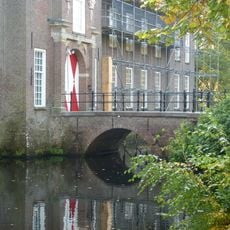 Kasteel Heeze: Bruggen over slotgracht