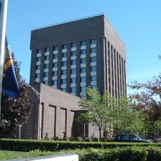 Dulles State Office Building