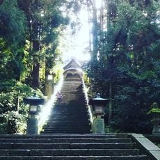 青海神社