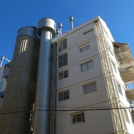 Edifici d'habitatges Coll del Portell