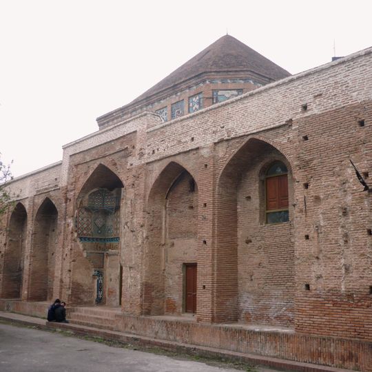 Túmulo de Mir Bozorg