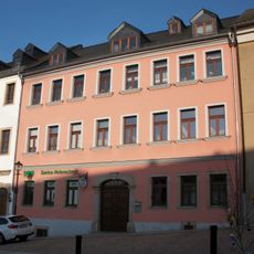 Portal eines Wohnhauses Altmarkt 3