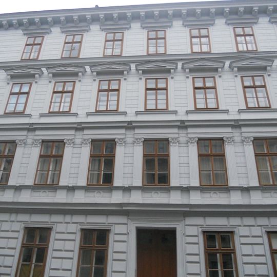 Harmoniegasse 1, Vienna