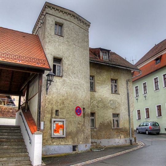 Kleines Satteldachhaus