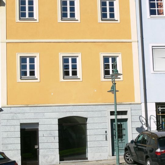 Bürgerhaus, ehem. Hufschmied- und Gschmeidhandlerhaus