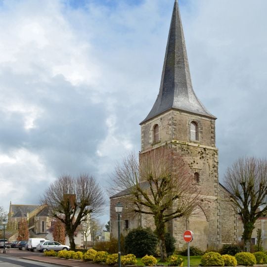 Clocher de l'ancienne église de Saint-Étienne-de-Mer-Morte