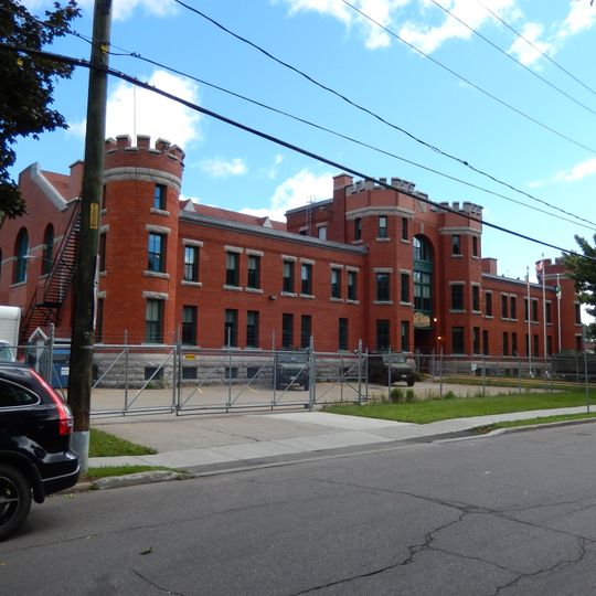 Manège militaire de Trois-Rivières