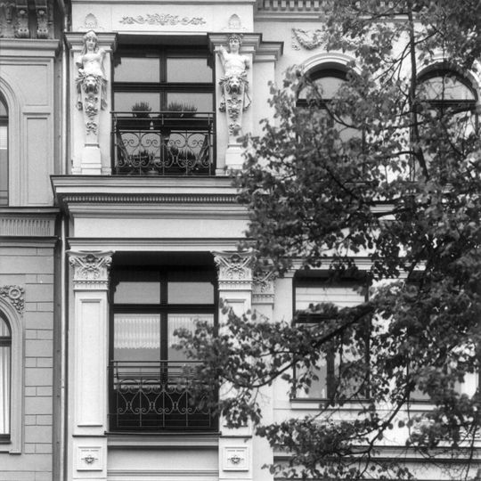 Wohn- und Geschäftshaus Dittrichring 4