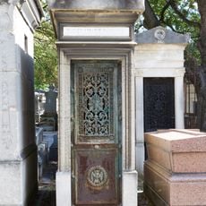 Grave of Flamant-Poirier