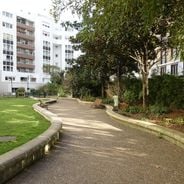 square Henri-Collet