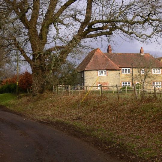 Nos 85 And 86 Leconfield Estate  Riverhill Farmhouse