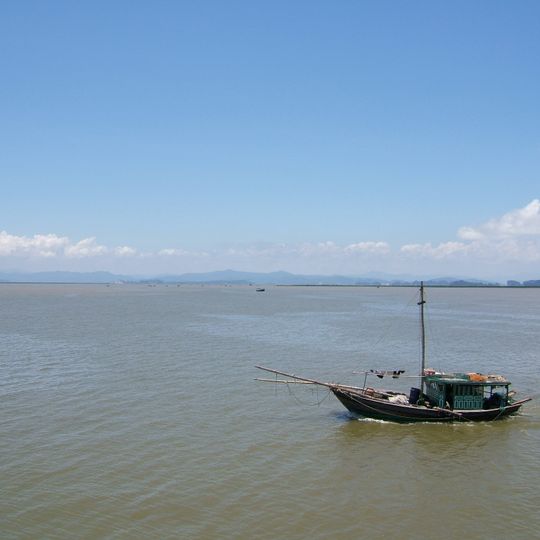 Bach Dang River