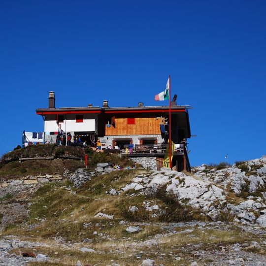 Rifugio Luigi Albani