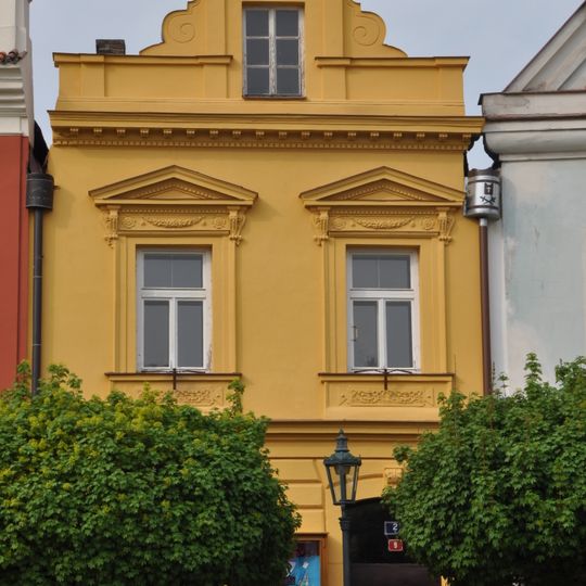 Resselovo náměstí čp. 2