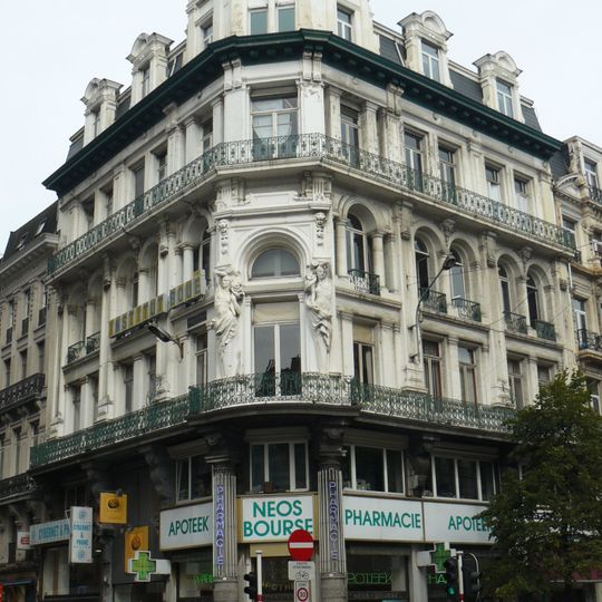 Immeuble de rapport éclectique