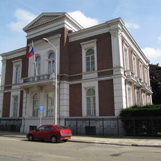 Burgemeester van Karnebeeklaan 1, The Hague