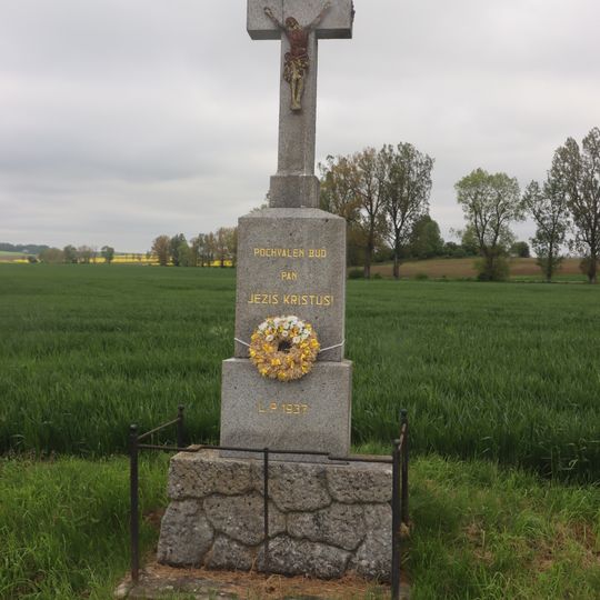 Kříž západně od Mladoňovic