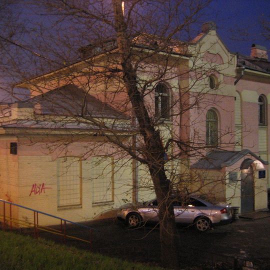 Жилое здание