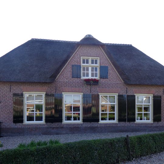 Boerderij, dwarshuis of bakhuis, dakkapel modern