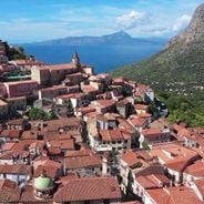 バジリカータ：南イタリアの主要な見どころ、村々、そして文化遺産