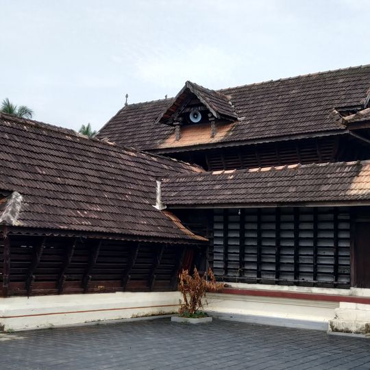 Pazhoor Perumthrikkovil