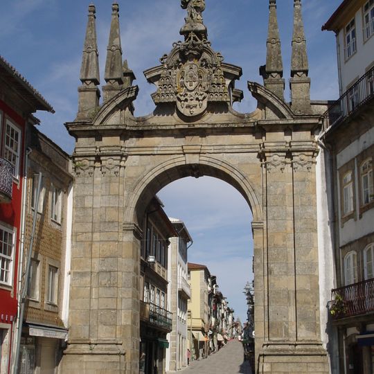 Arco de la Puerta Nueva