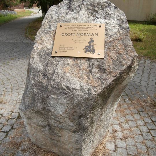 Památník motocyklisty Crofta Normana na Bolevci v Plzni