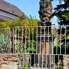 Sloup se sousoším Nejsvětější Trojice