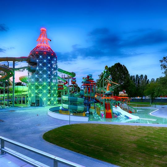 RQ Vízi Élménypark és Gyógyfürdő Győr