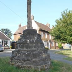 Hillmorton Village Cross