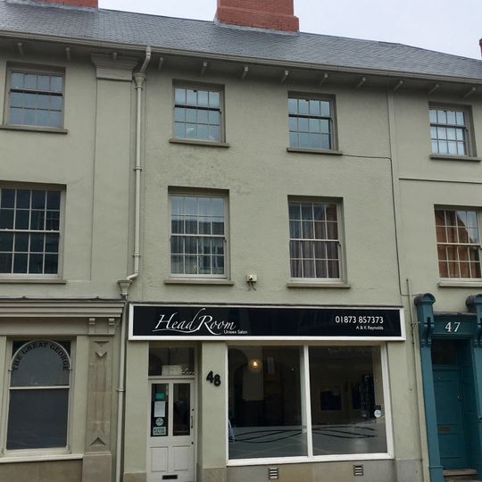 48,Cross Street, Abergavenny