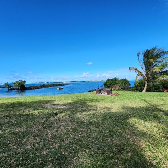 Le Bouchon Public Beach