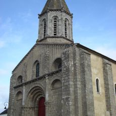 Église Saint-Jacques de Moutiers-les-Mauxfaits