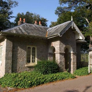 Lodge, Gatepiers And Railings Approximately 330 Metres North East Of Greenway House