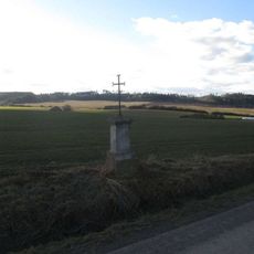 Kříž u Chrášťovic u silnice do Mladotic