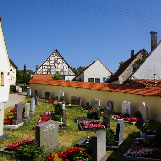 Friedhofsmauer Kirchplatz 2 in Lauterhofen